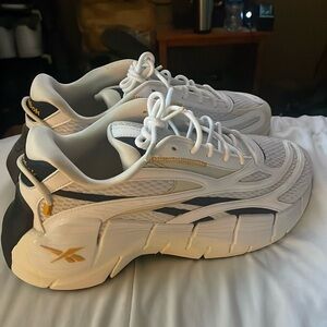Reebok Kinetica 2.5